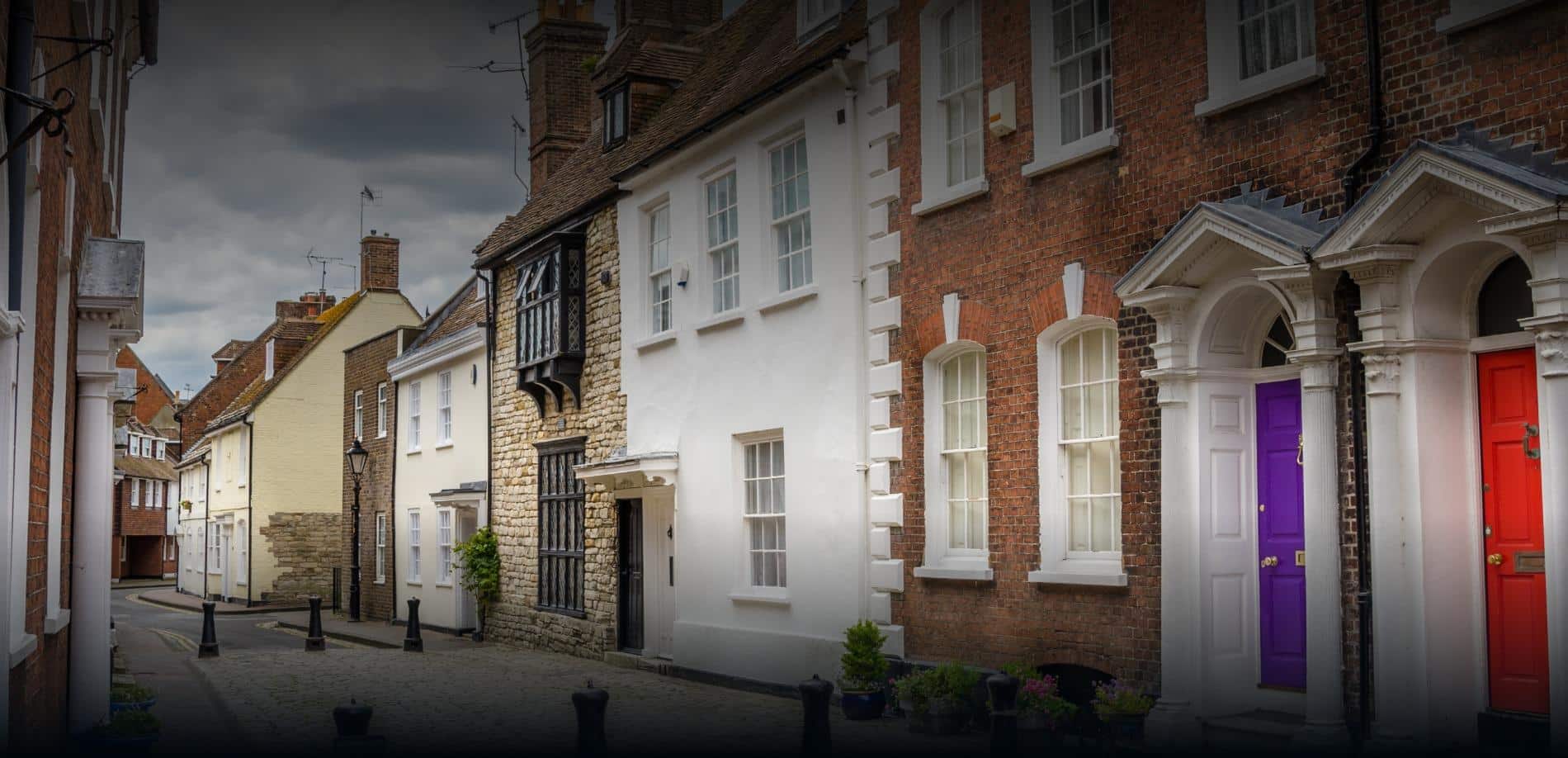 Mortgage Advice Services illustrated by a row of houses.