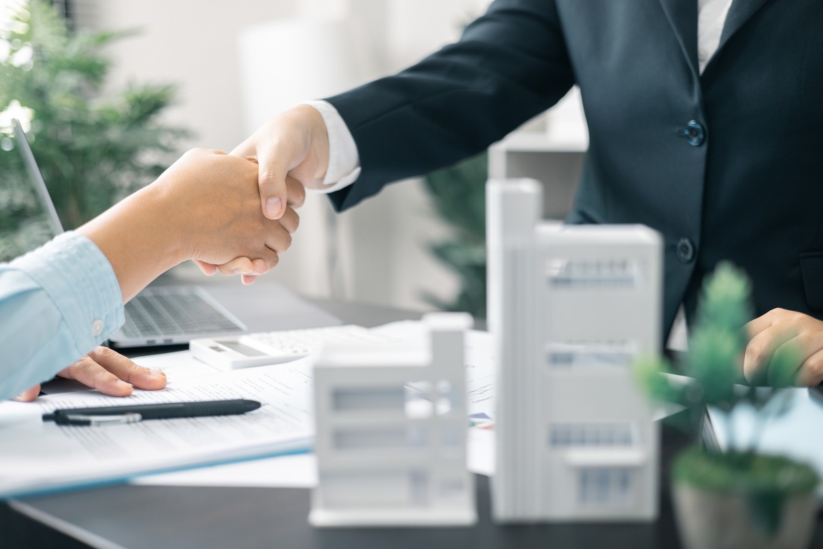 Independent mortgage advisor