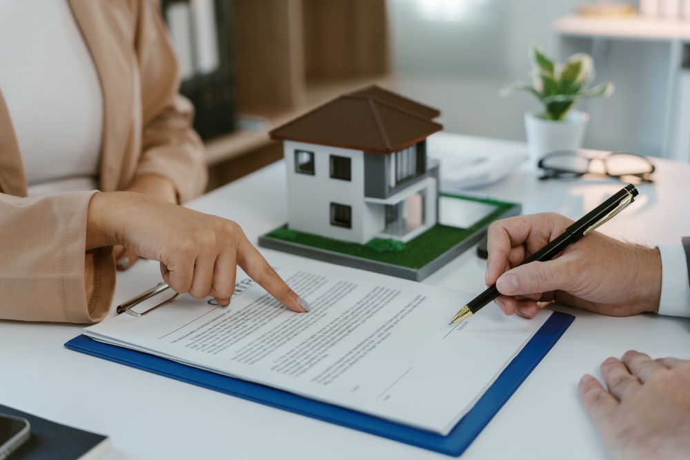 Mortgage advisor Sutton