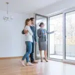 Landlord showing over property to tenant during rental agreement signing